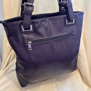 😍🌻 Beautiful soft Genuine Leather Tote Bag